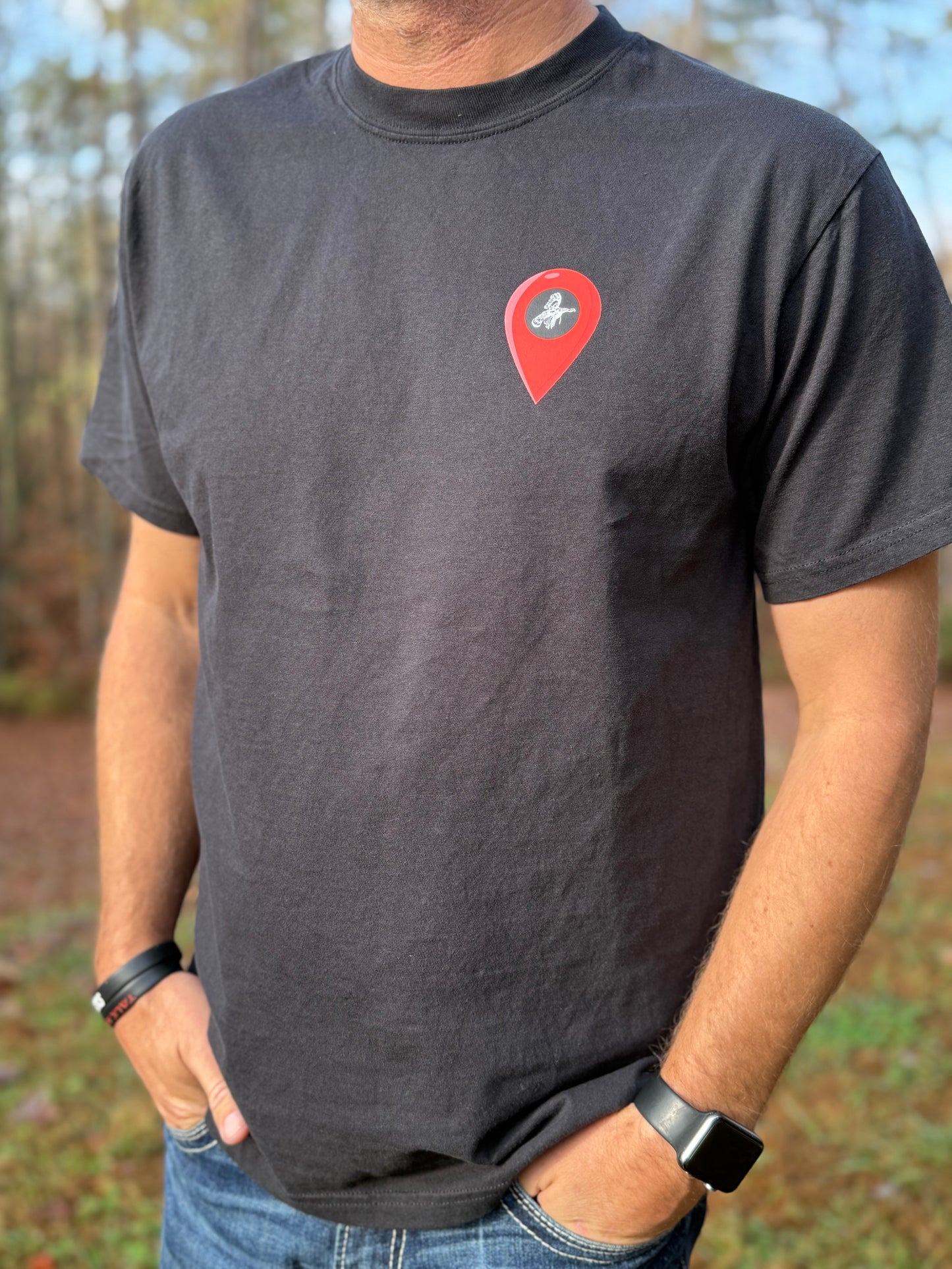 Chasing Weekends Balck T-shirt