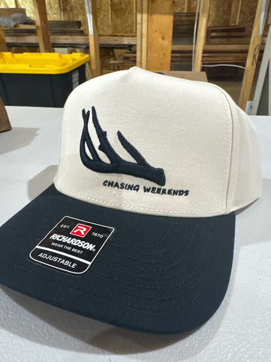 CW Black / Cream Horn Hat